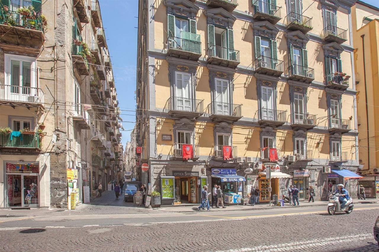 B&B L'Alloggio Dei Vassalli ナポリ エクステリア 写真