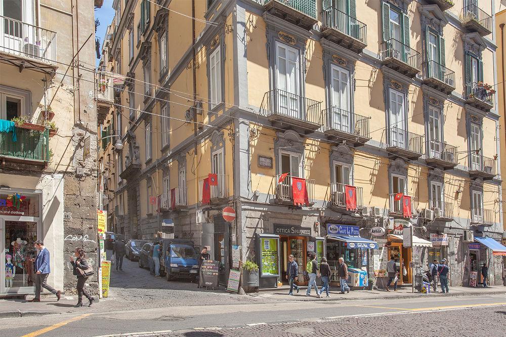 B&B L'Alloggio Dei Vassalli ナポリ エクステリア 写真